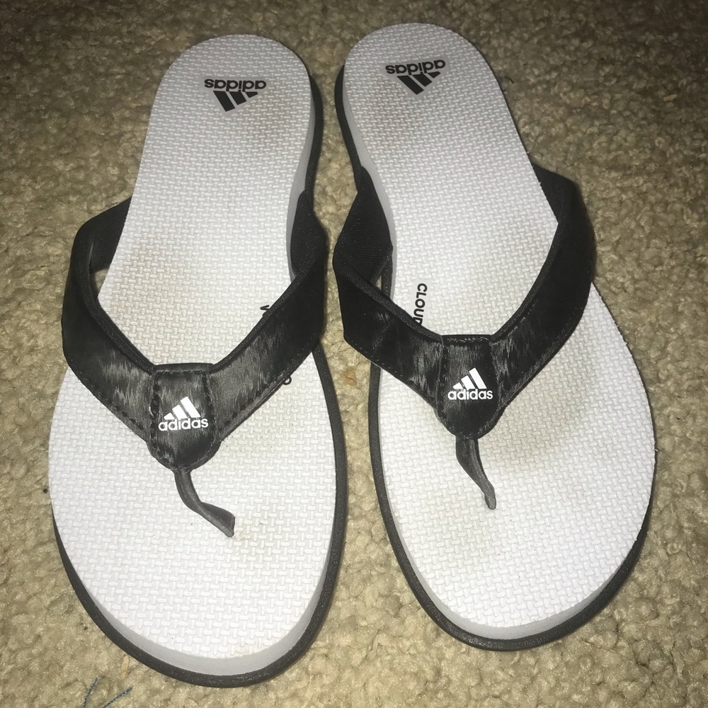 Size 7 Adidas flip flops